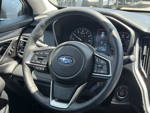 Certified 2025 Subaru Outback Limited AWD/4WD image 15