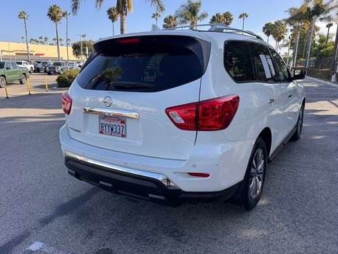 Certified 2019 Nissan Pathfinder S FWD image 8