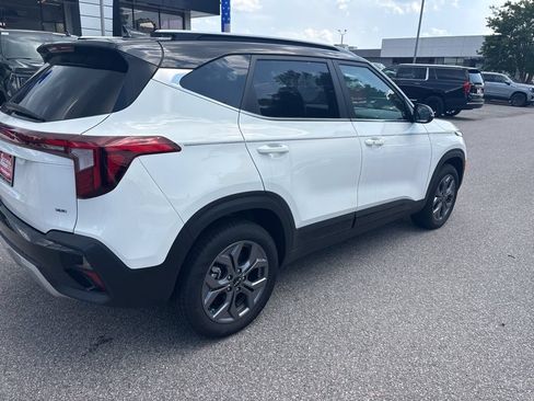 Used 2024 Kia Seltos SX AWD/4WD image 11