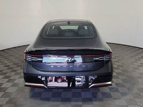 Used 2025 Hyundai Sonata SEL FWD image 5