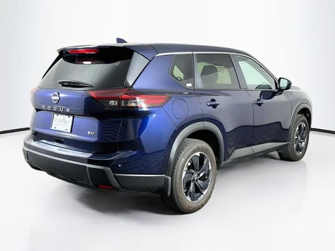 Used 2024 Nissan Rogue SV FWD image 9