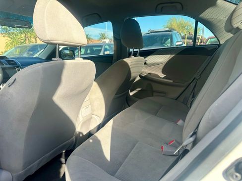 Used 2013 Toyota Corolla LE Special Edition image 12