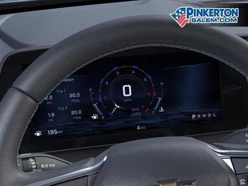 New 2026 Chevrolet Traverse LT w/ Driver Confidence Package AWD/4WD image 18