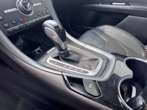 Used 2016 Ford Fusion Titanium FWD image 28
