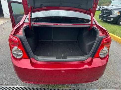 Used 2012 Chevrolet Sonic LT FWD image 11