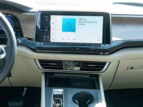 New 2026 Volkswagen Atlas SE FWD image 33