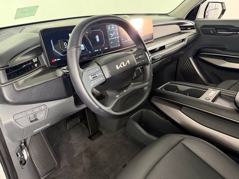 Used 2026 Kia EV9 Light RWD image 22
