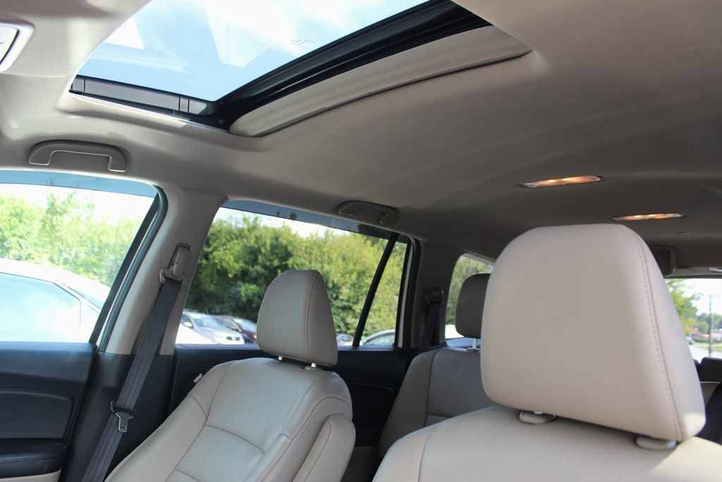 Used 2017 Honda Pilot EX-L image 24