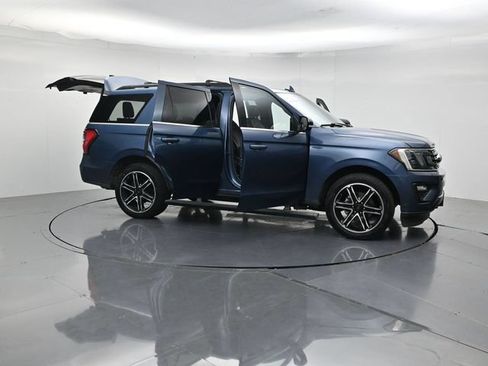 Certified 2019 Ford Expedition Limited w/ Equipment Group 303A AWD/4WD image 57