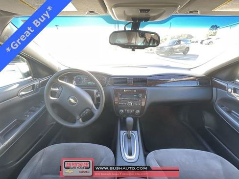 Used 2015 Chevrolet Impala LT w/ LT Sunroof Package image 18