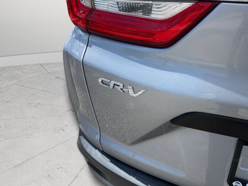 Used 2019 Honda CR-V LX image 39