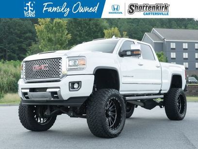 Used 2017 GMC Sierra 2500 Denali w/ Duramax Plus Package