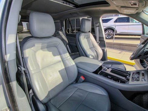 Used 2020 Lincoln Aviator Reserve w/ Equipment Group 201A image 20