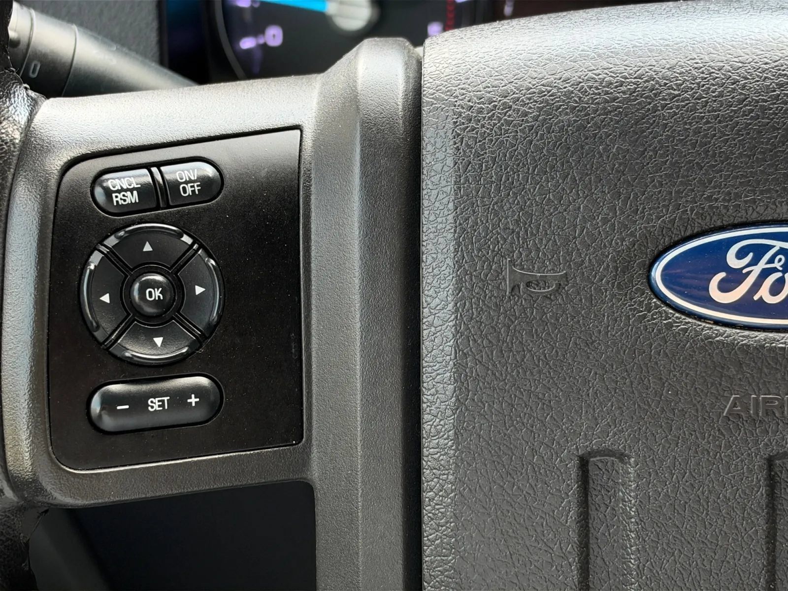 Used 2012 Ford F350 Lariat w/ Lariat Interior Pkg AWD/4WD image 28