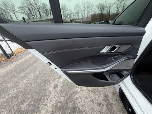 Used 2021 BMW M3 Competition w/ Executive Package image 20