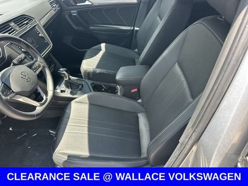 Certified 2023 Volkswagen Tiguan SE R-Line FWD image 18