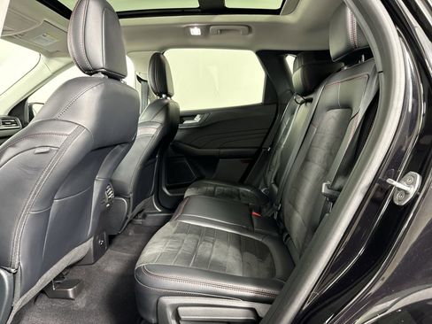 Used 2021 Ford Escape SEL w/ SEL Stealth AWD Package image 23