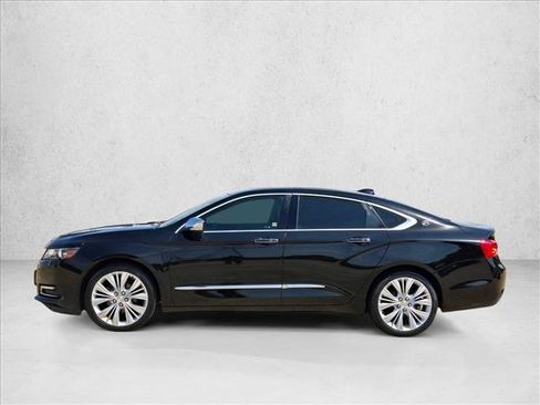 Used 2019 Chevrolet Impala Premier w/ Premier Convenience Package FWD image 8