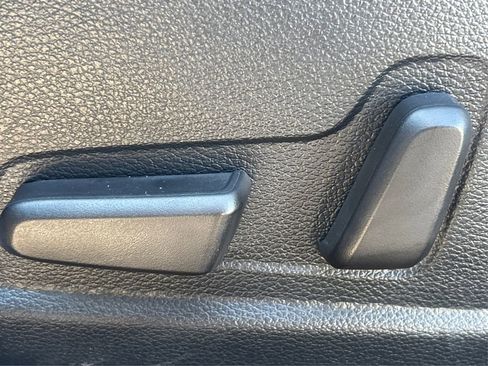 Used 2024 Kia Seltos SX w/ SX Sunroof Package image 38