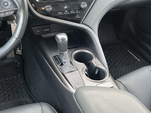 Used 2023 Toyota Camry SE FWD image 14