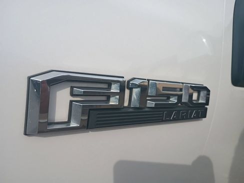 Used 2018 Ford F150 Lariat w/ Equipment Group 502A Luxury AWD/4WD image 20