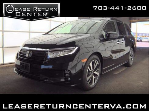 Used 2021 Honda Odyssey Touring image 1