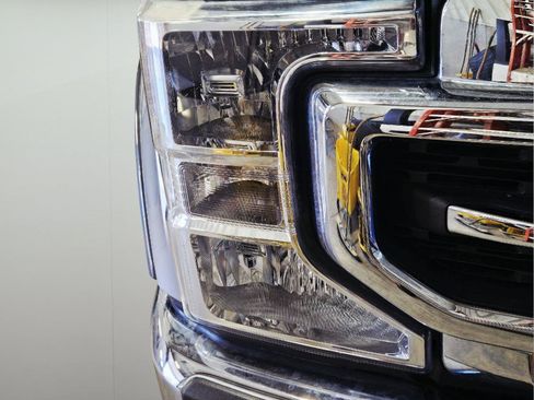 Used 2020 Ford F250 Lariat w/ Lariat Ultimate Package AWD/4WD image 13