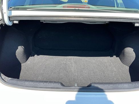 Used 2025 Hyundai Elantra SEL FWD image 29