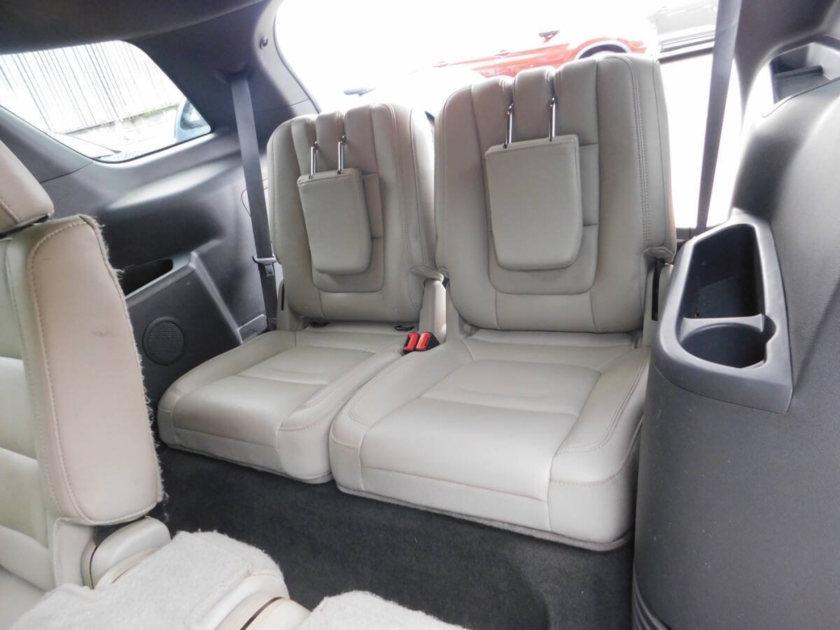 Used 2014 Ford Explorer XLT w/ Equipment Group 202A AWD/4WD image 7