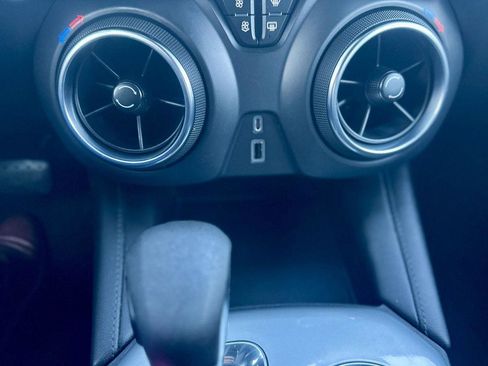 Used 2022 Chevrolet Blazer LT image 20