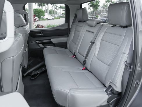 Used 2024 Toyota Tundra Limited image 34