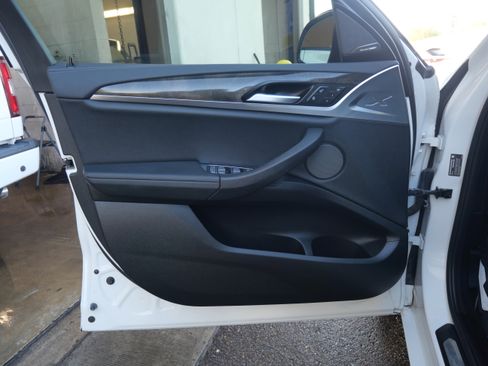 Used 2020 BMW X4 xDrive30i w/ M Sport Package 2 image 16