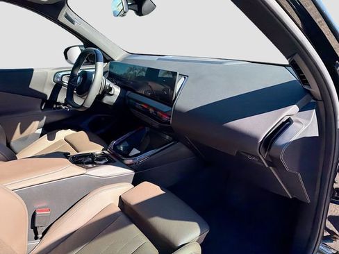 Used 2025 BMW X3 xDrive30i w/ Convenience Package image 14