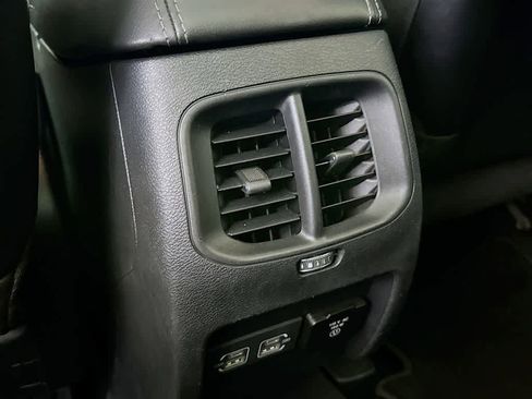 Used 2022 Jeep Cherokee Latitude Lux w/ Sun & Sound Group image 13