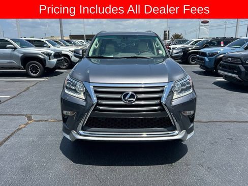 Used 2018 Lexus GX 460 Premium AWD/4WD image 25