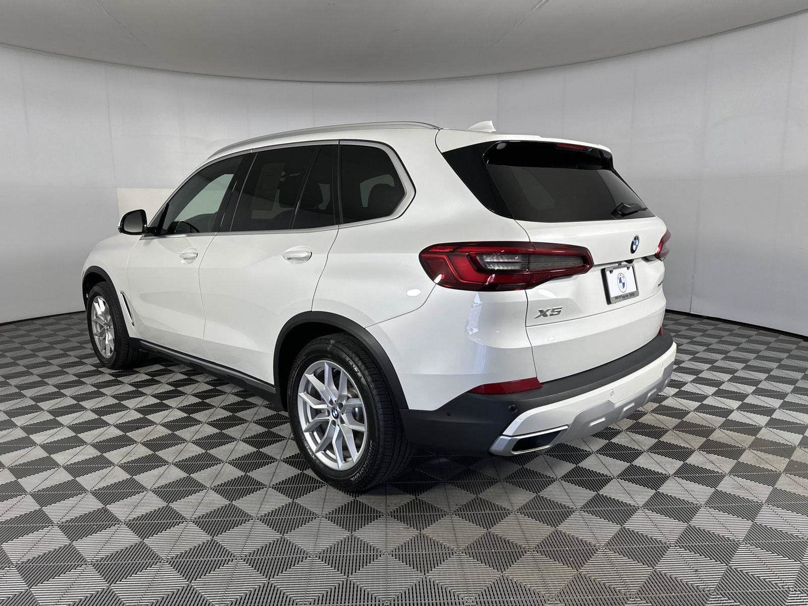 Used 2020 BMW X5 xDrive40i w/ Premium Package AWD/4WD image 23