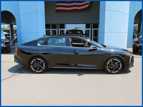 Used 2025 Kia K4 GT-Line w/ GT-Line Premium Package FWD image 1