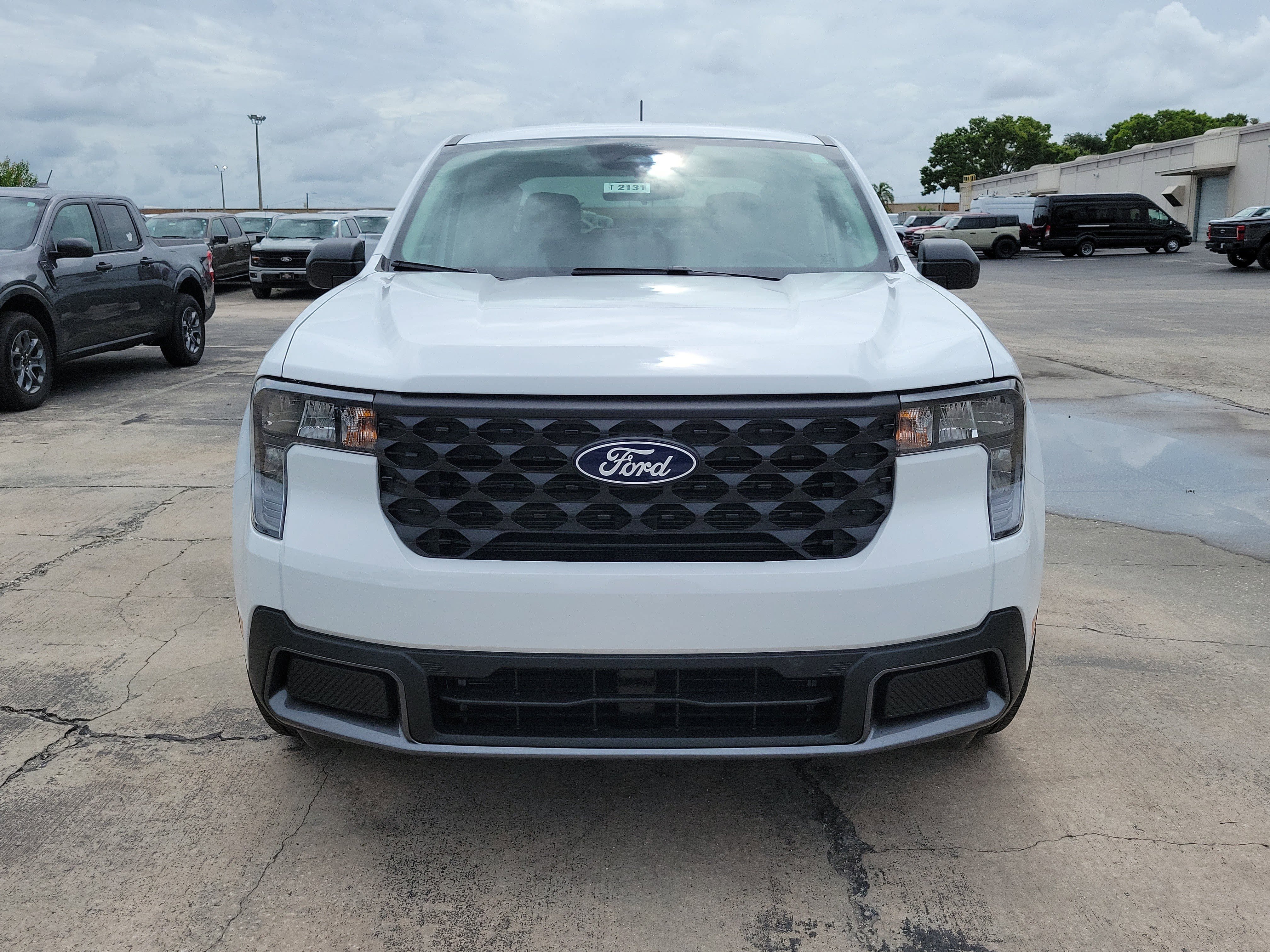 New 2026 Ford Maverick XLT FWD image 3