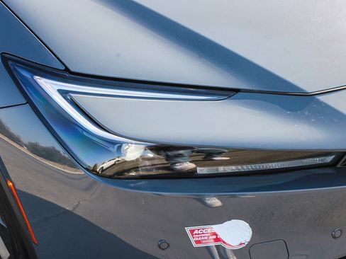 Used 2024 Toyota Prius Prime FWD image 4