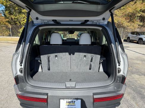 Used 2025 Hyundai Santa Fe SEL image 31