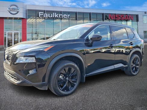 Certified 2023 Nissan Rogue SV w/ SV Premium B Package AWD/4WD image 3