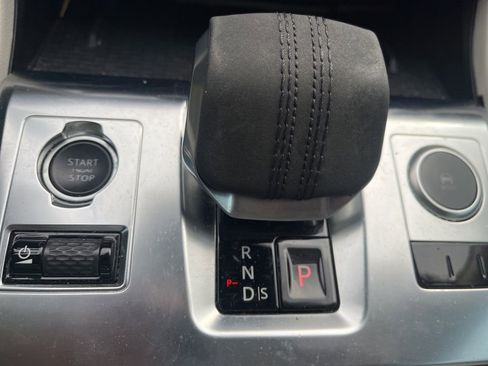 Used 2021 Jaguar F-PACE S image 18