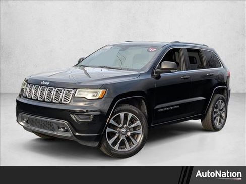 Used 2017 Jeep Grand Cherokee Overland image 1