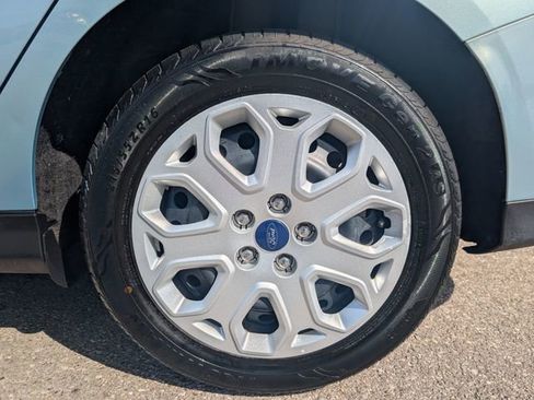 Used 2012 Ford Focus SE FWD image 25