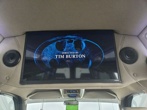 Used 2023 GMC Savana 2500 image 33