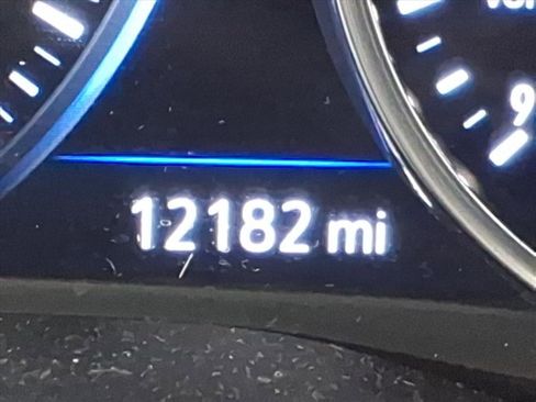 Used 2021 Buick Enclave Avenir w/ Avenir Technology Package image 26