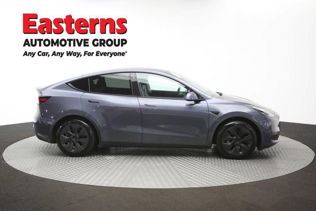 Used 2022 Tesla Model Y Long Range AWD/4WD image 42