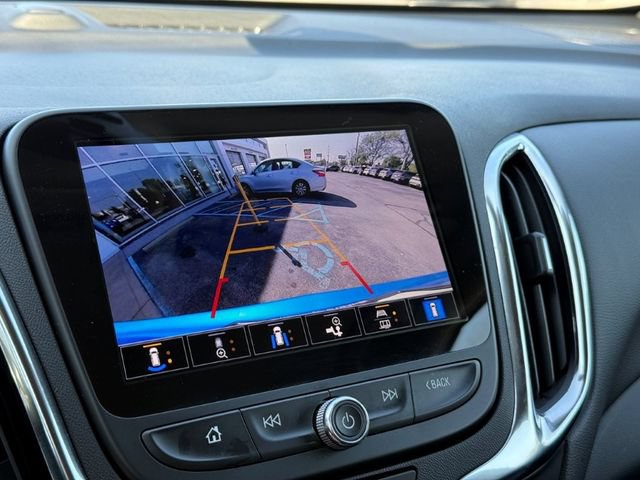 Used 2024 Chevrolet Equinox LT FWD image 26