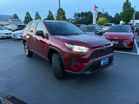 Used 2024 Toyota RAV4 XLE w/ Weather Package AWD/4WD image 3