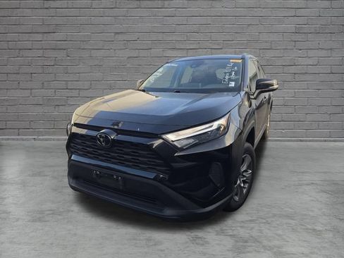 Used 2024 Toyota RAV4 XLE FWD image 3